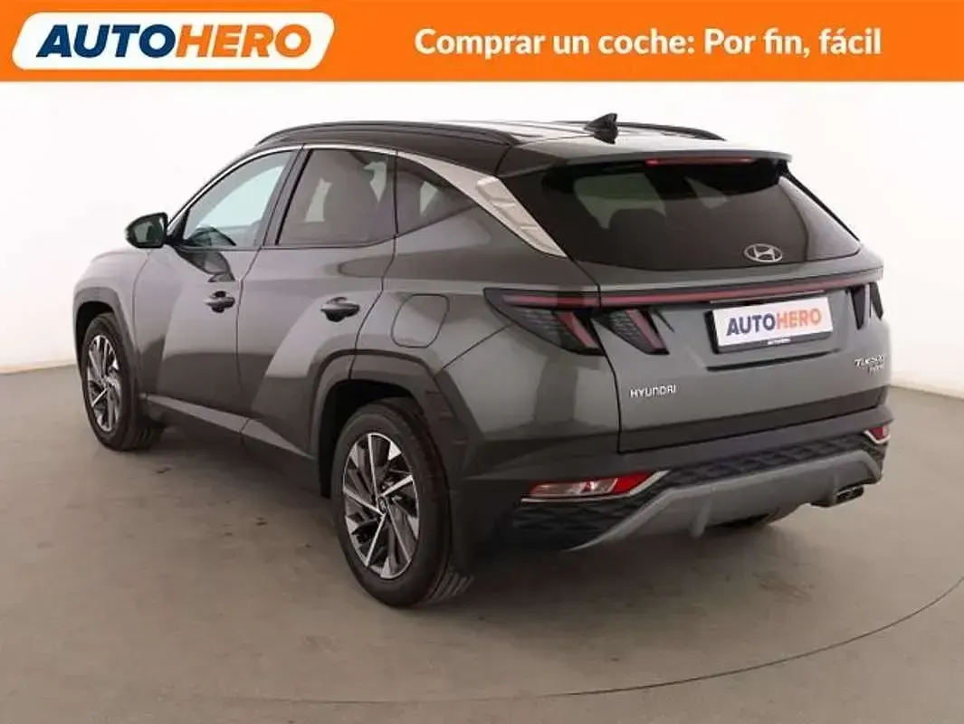 Usado Hyundai Tucson 136 CV (100 kW) 2022 Gris SUV