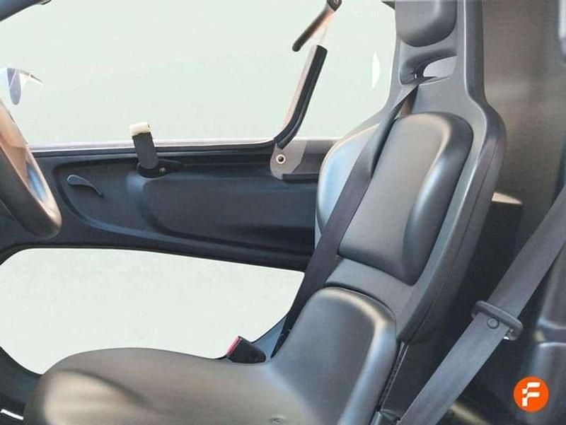 Usado Renault Twizy 81 kW (111 CV) 2015 Negro Utilitario