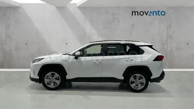 Usado Toyota RAV4 Hybrid Advance 222 CV (163 kW) 2021 Blanco SUV