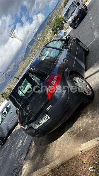 Usado Renault Mégane II 105 CV (77 kW) 2008 Azul Berlina