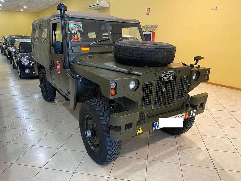 Usado Land Rover Defender 111 CV (81 kW) 1994 Verde SUV