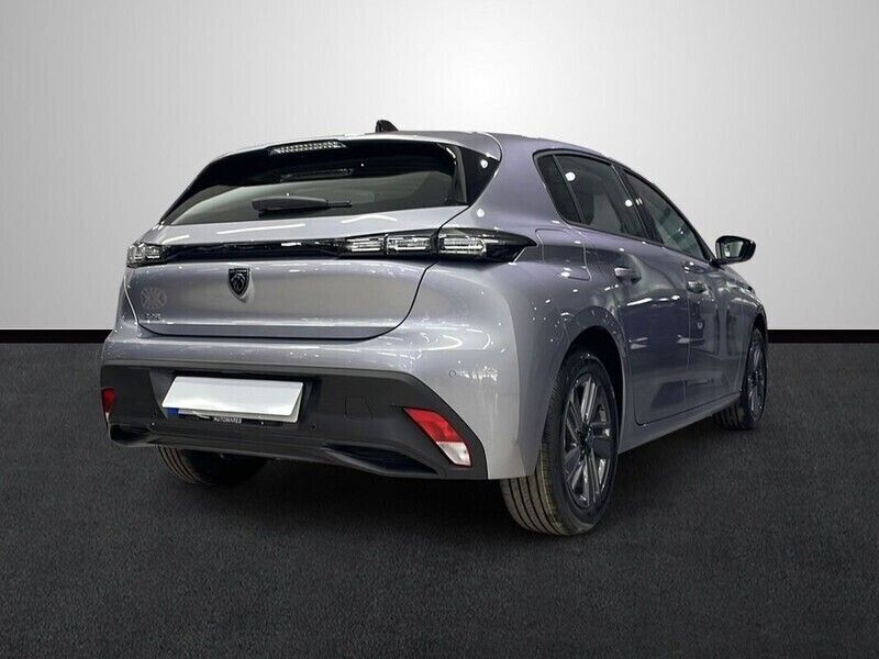 Usado Peugeot 308 Active 130 CV (95 kW) 2024 Gris