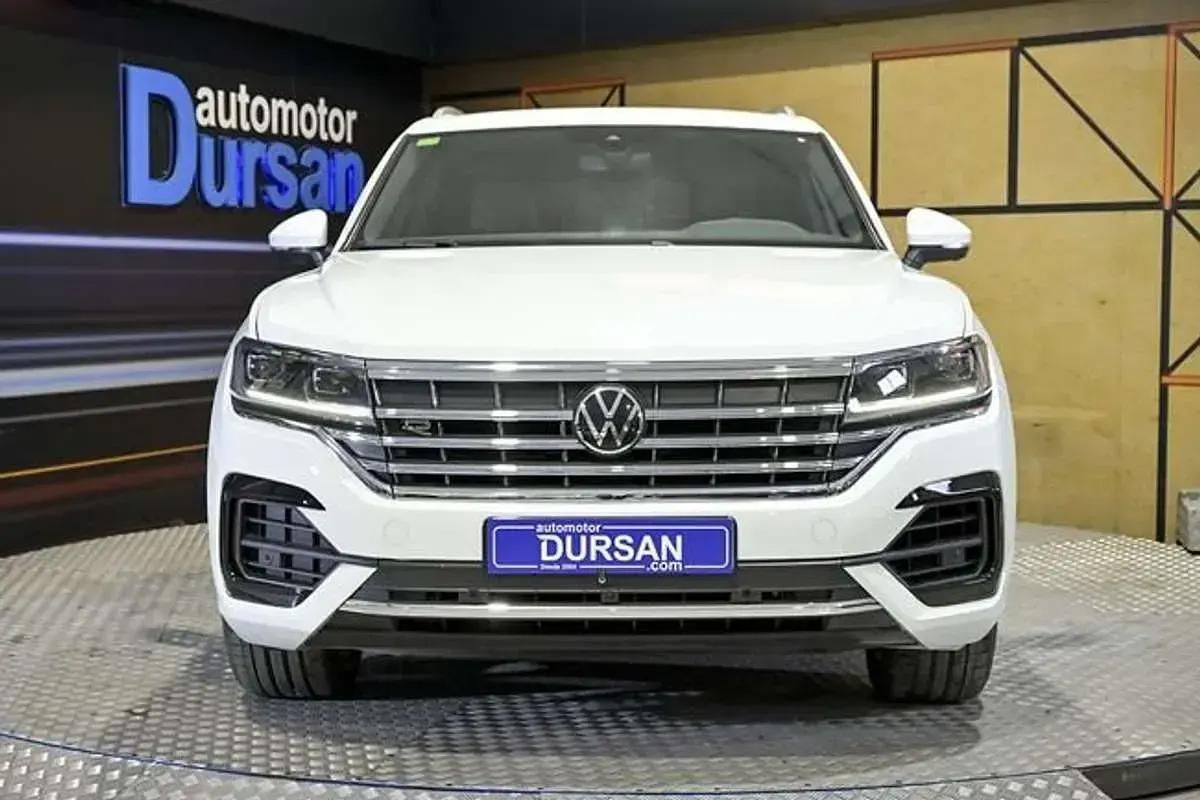 Usado VW Touareg R-line 290 CV (213 kW) 2021 Blanco SUV