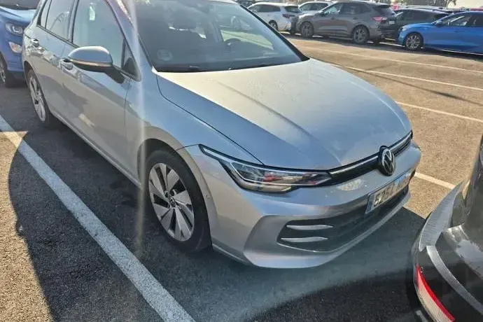 Usado VW Golf VIII 115 CV (84 kW) 2025
