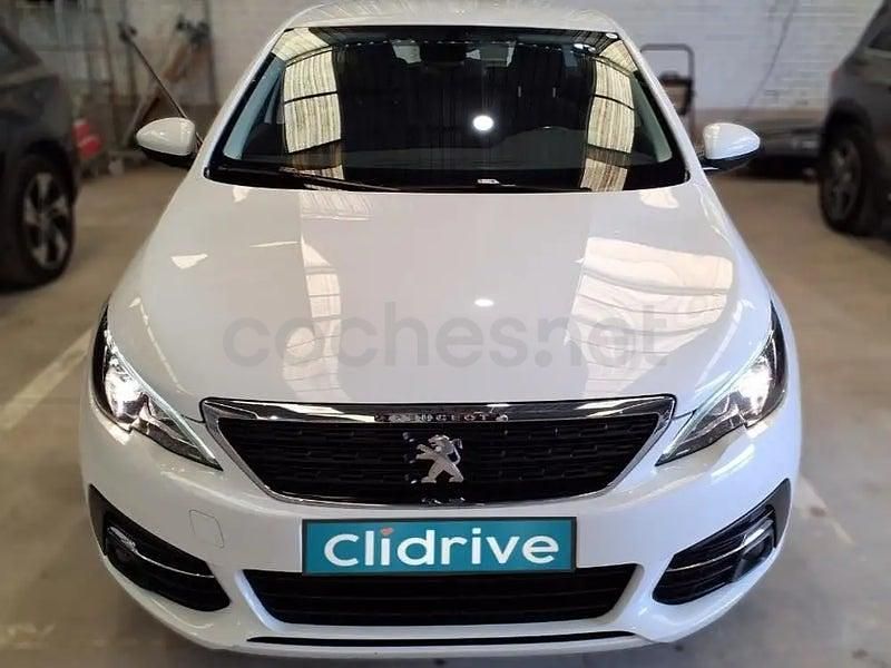 Usado Peugeot 308 SW Active 130 CV (95 kW) 2021 Blanco Familiar