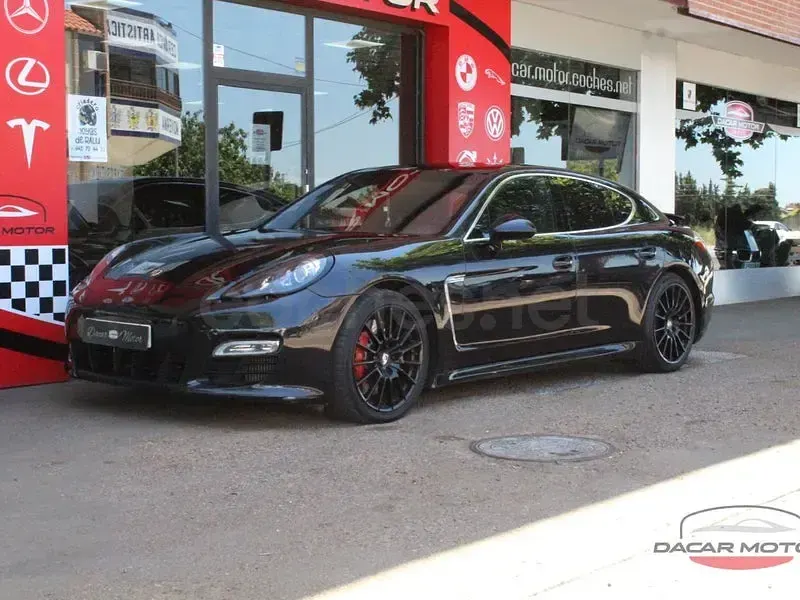 Usado Porsche Panamera Turbo S 550 CV (404 kW) 2012 Negro Utilitario