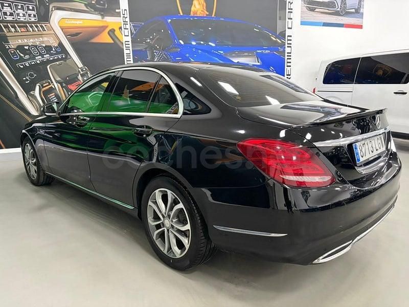 Usado Mercedes C180 120 CV (88 kW) 2014 Negro Berlina
