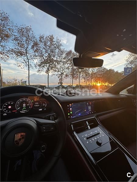 Usado Porsche Panamera 4S 544 CV (400 kW) 2025 Gris / plata Berlina