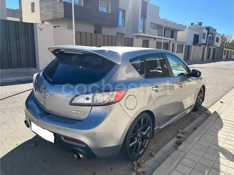 Usado Mazda 3 260 CV (191 kW) 2013 Gris / plata Berlina