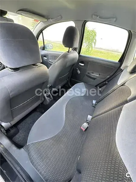 Usado Citroën C3 61 CV (44 kW) 2007 Negro Berlina