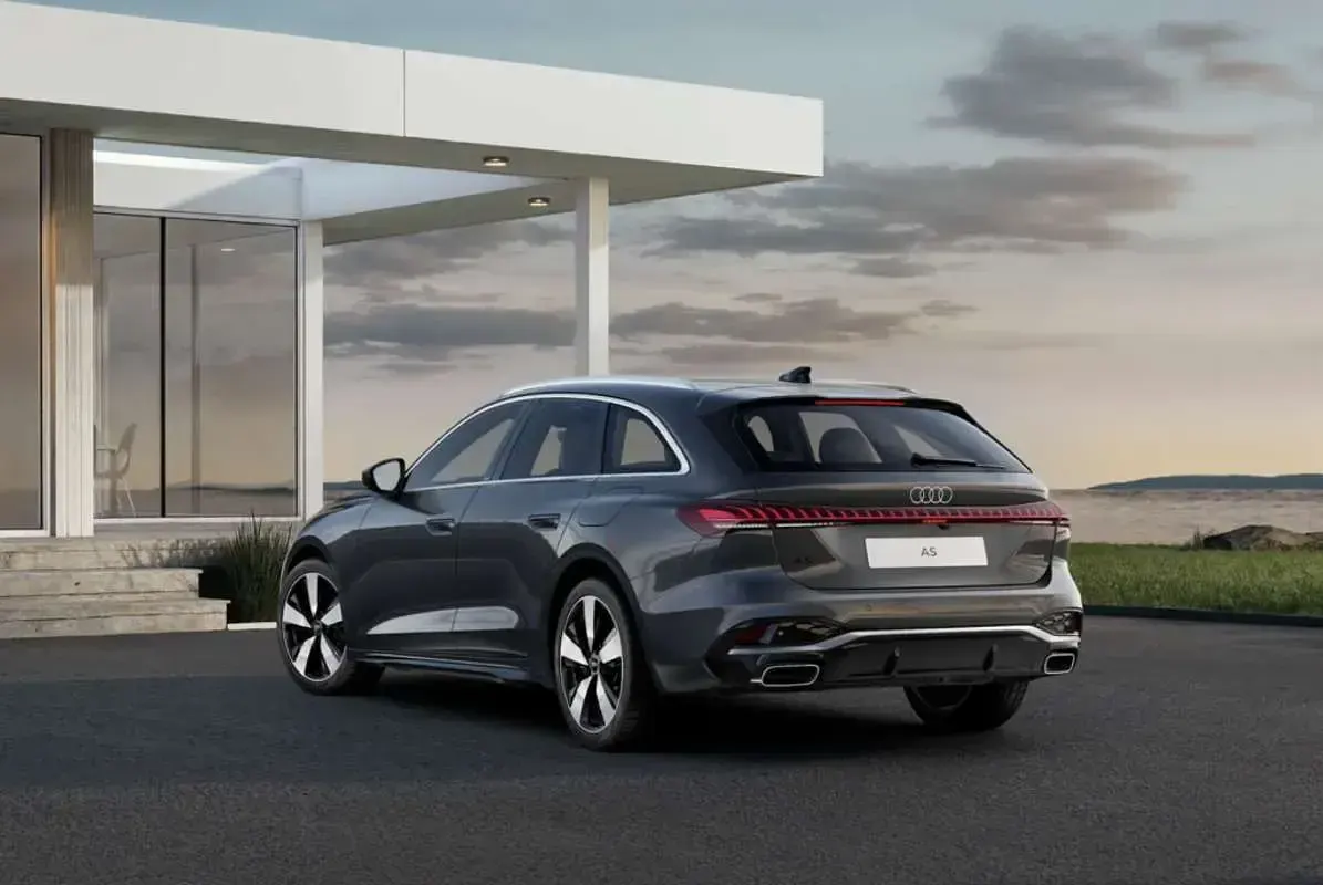 Nuevo Audi A5 S-Line 299 CV (219 kW) 2026 Gris Familiar