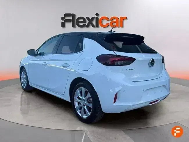 Usado Opel Corsa Elegance 75 CV (55 kW) 2020 Blanco Utilitario