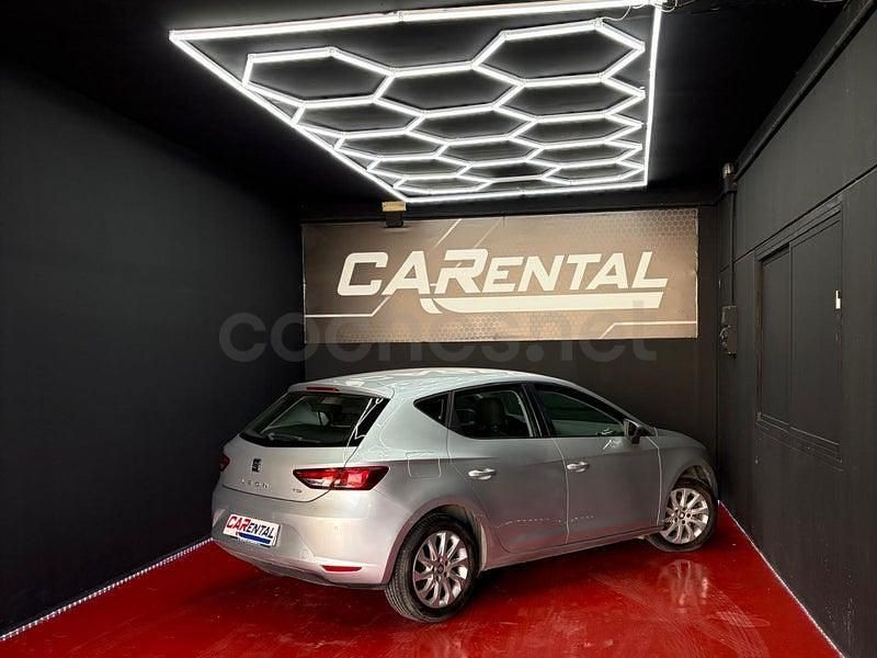 Usado Seat Leon I-Tech 105 CV (77 kW) 2014 Gris / plata Berlina