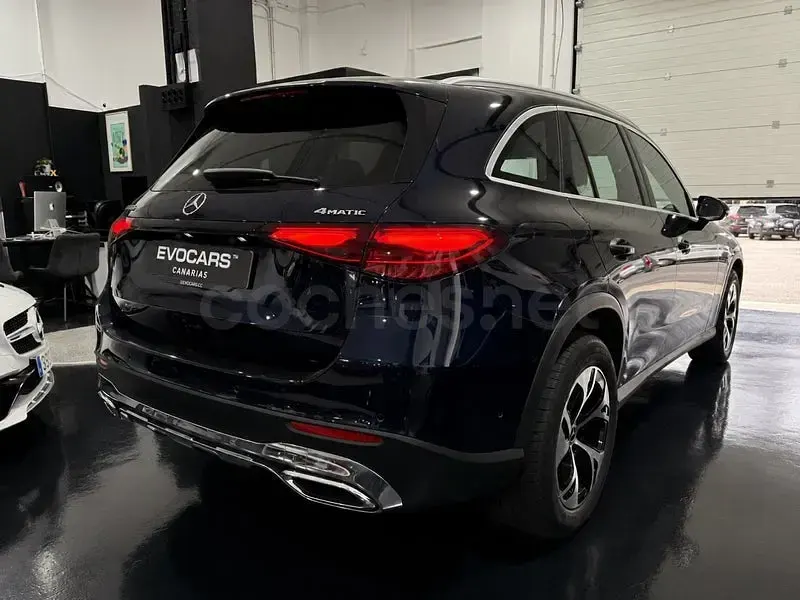 Usado Mercedes GLC300e 313 CV (230 kW) 2023 Negro SUV