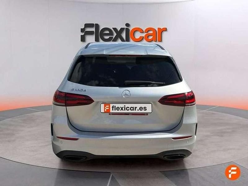 Occasion Mercedes B180 116 PK (85 kW) 2021 Grijs MPV