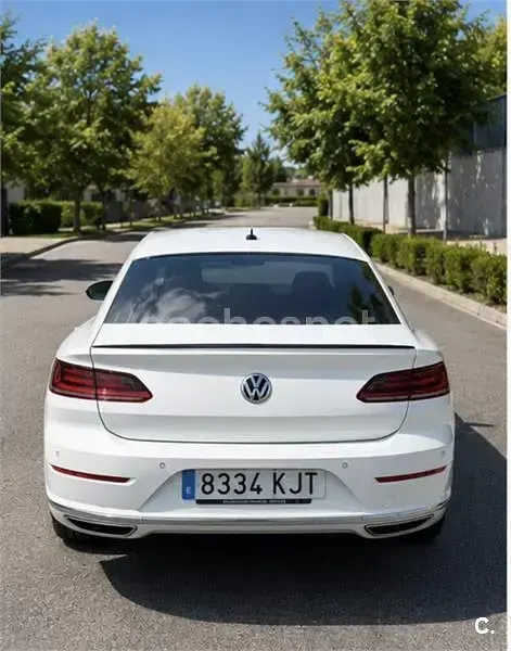 Usado VW Arteon R-line 239 CV (175 kW) 2018 Blanco Utilitario
