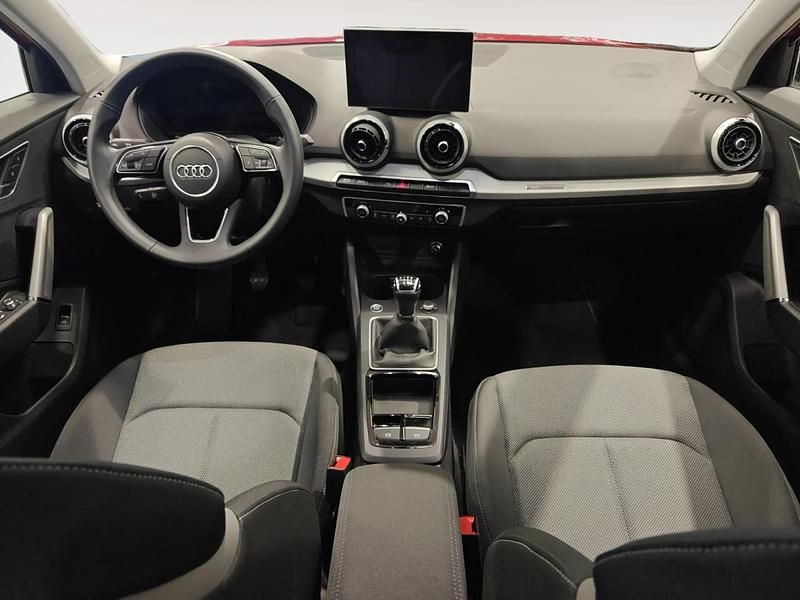 Usado Audi Q2 S-Line 116 CV (85 kW) 2025 Rojo SUV