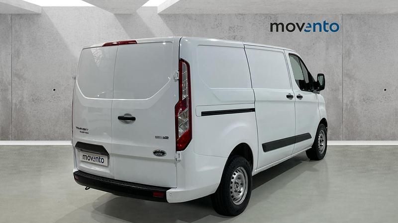 Usado Ford Transit Custom Trend 130 CV (95 kW) 2022 Blanco Berlina