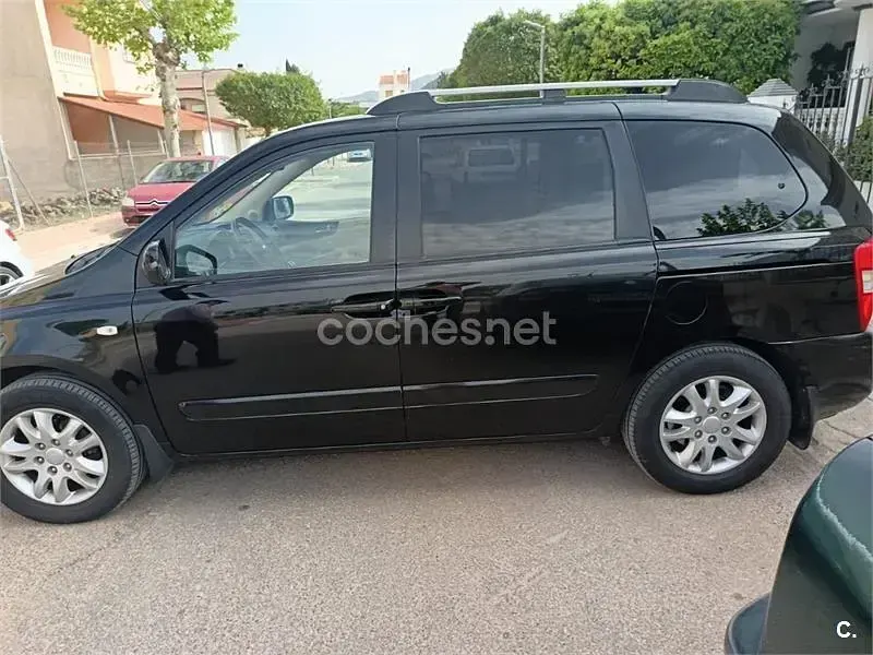 Usado Kia Carnival Active 185 CV (136 kW) 2009 Negro Monovolumen