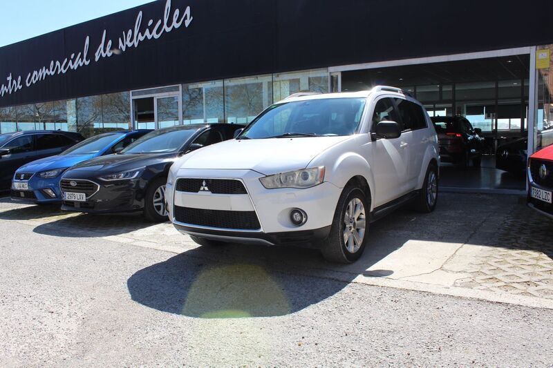 Blanco Usado 2010 Mitsubishi Outlander Motion SUV | 6950 € (Precio justo) - Imagen 1/4