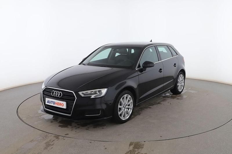 Negro Usado 2018 Audi A3 Sportback Design Utilitario | 15.499 € (Un poco caro) - Imagen 1/3