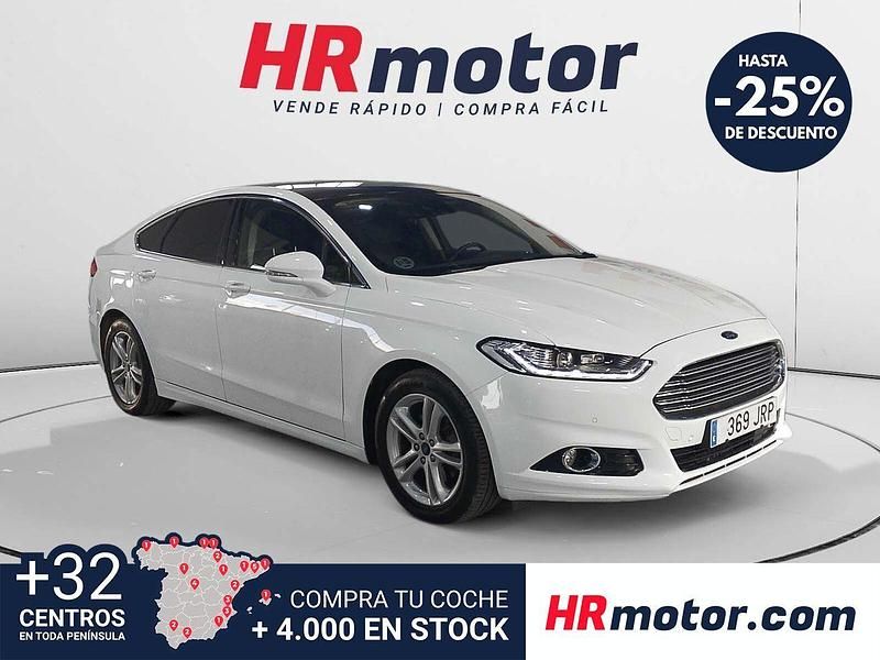 Usado Ford Mondeo Titanium 180 CV (132 kW) 2016 Blanco Berlina
