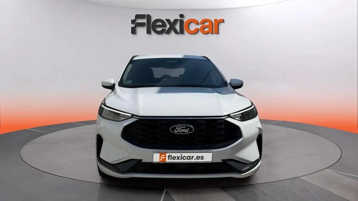 Usado Ford Kuga ST-Line 150 CV (110 kW) 2025 Blanco SUV