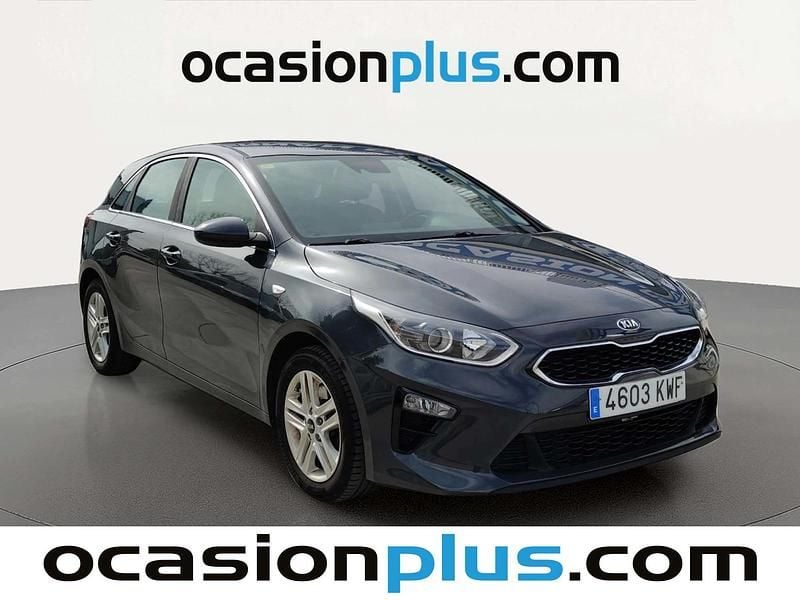 Używany Kia Ceed 101 KM (74 kW) 2019 Szary Hatchback