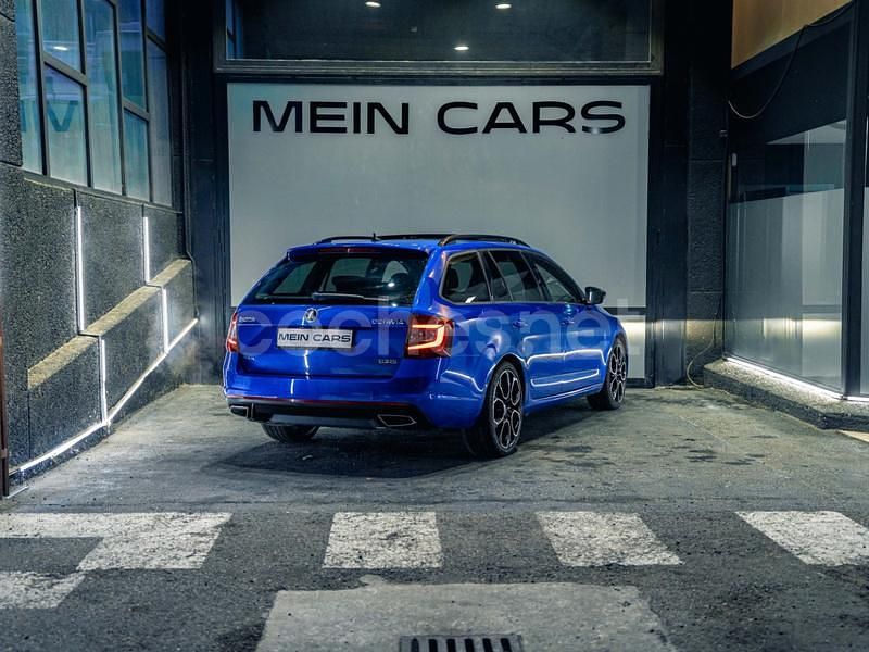 Usado Skoda Octavia RS 184 CV (135 kW) 2019 Azul Familiar