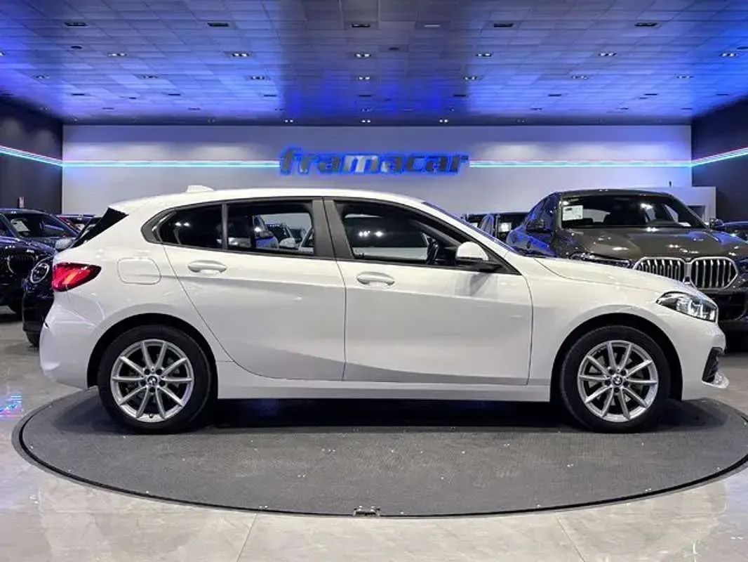 Usado BMW 116 116 CV (85 kW) 2021 Blanco Utilitario