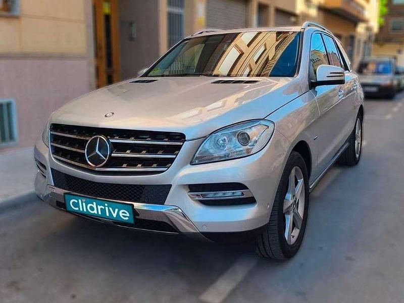Usado Mercedes ML350 Edition 1 258 CV (189 kW) 2011 Gris SUV