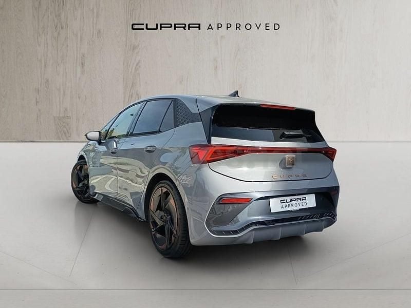 Begagnad Cupra Born e-Boost 169 kW (231 HK) 2023 Eléctrico Halvkombi