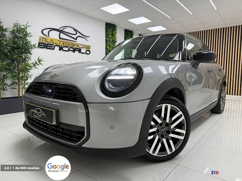 Usado Mini Cooper Classic 114 kW (156 CV) 2025 Gris Utilitario