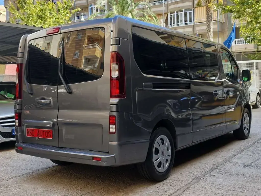 Usado Fiat Talento 125 CV (91 kW) 2017 Gris Monovolumen