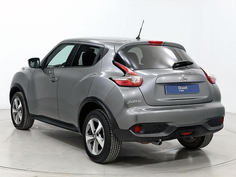 Usado Nissan Juke N-Connecta 113 CV (83 kW) 2019 Gris / plata SUV