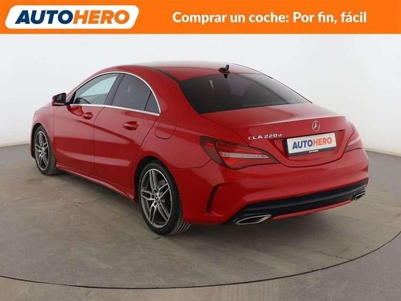 Usado Mercedes CLA220 AMG line 170 CV (125 kW) 2017 Rojo Berlina