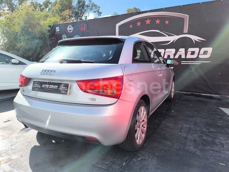 Usado Audi A1 Ambition 105 CV (77 kW) 2013 Gris / plata Berlina