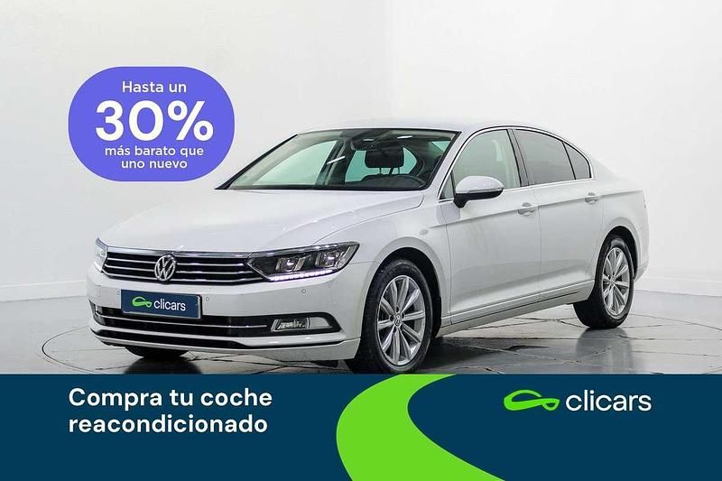 Blanco Usado 2019 VW Passat Advance Berlina | 19.490 € (Precio justo) - Imagen 1/4