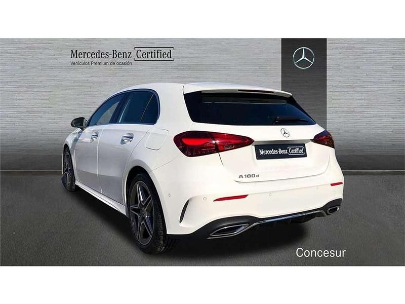 Usado Mercedes A180 109 CV (80 kW) 2025 Blanco Utilitario