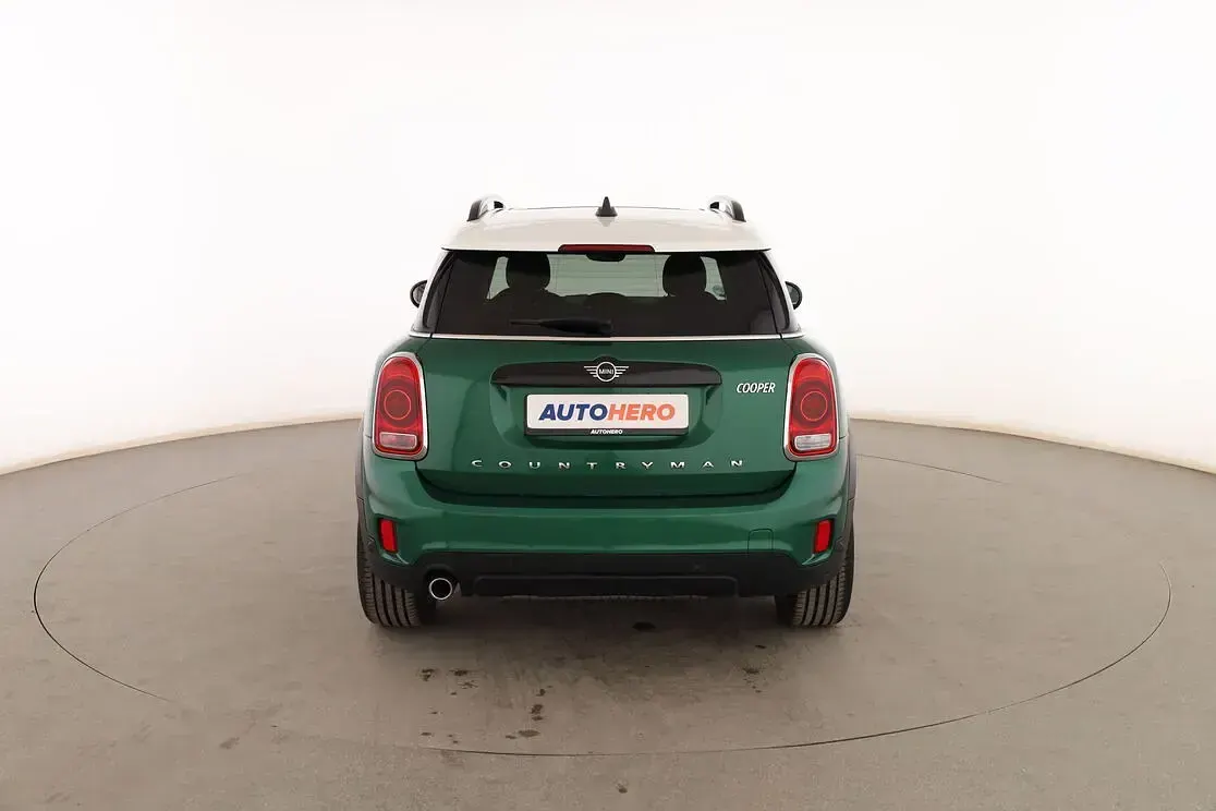 Usado Mini Cooper Countryman 136 CV (100 kW) 2019 Verde SUV
