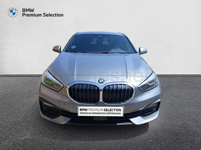 Usado BMW 116 116 CV (85 kW) 2023 Gris / plata Utilitario