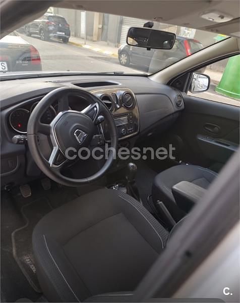 Usado Dacia Sandero Base 73 CV (53 kW) 2017 Blanco Berlina