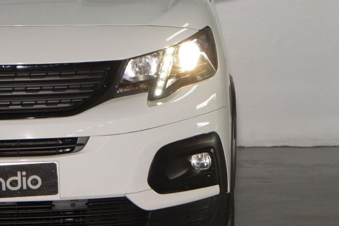 Usado Peugeot Rifter GT-line 130 CV (95 kW) 2019 Monovolumen