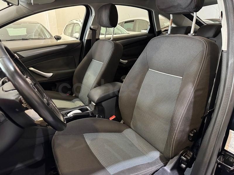 Usado Ford Mondeo 115 CV (84 kW) 2012 Negro Berlina