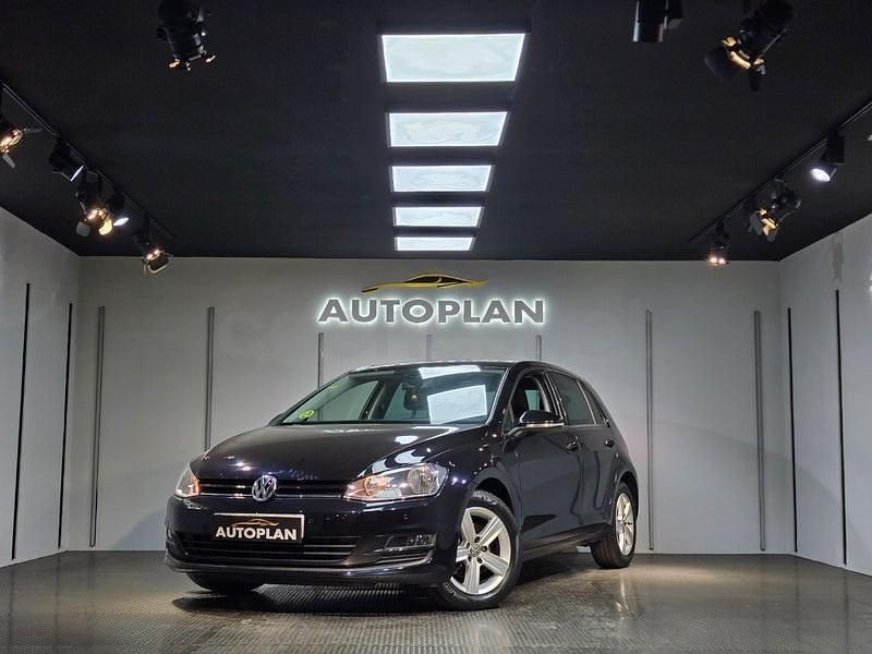 Usado VW Golf Advance 150 CV (110 kW) 2013 Negro Berlina