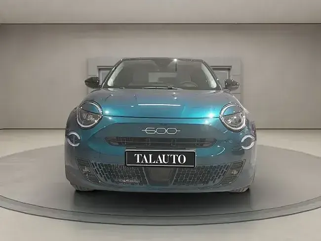 Usado Fiat 600 La Prima 100 CV (73 kW) 2025 Verde SUV