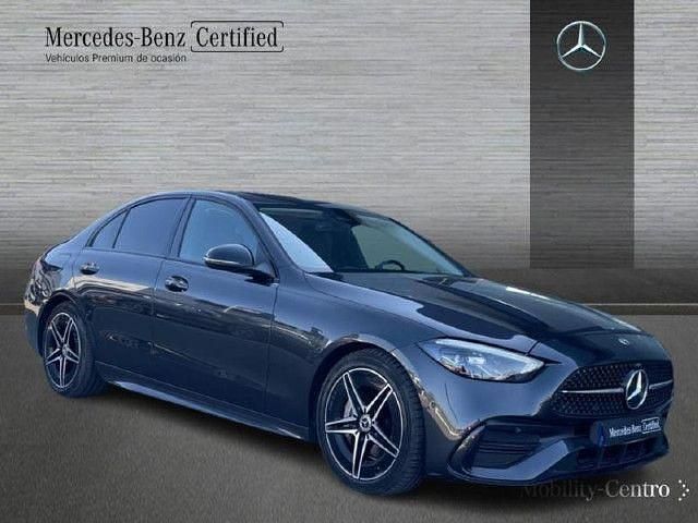 Usado Mercedes C220 AMG line 200 CV (147 kW) 2021 Gris grafito Berlina