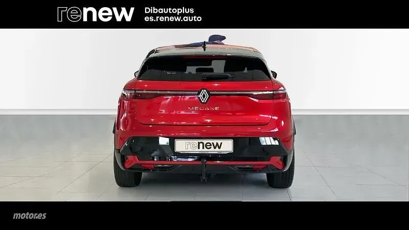 Usado Renault Megane E-Tech Techno 161 kW (219 CV) 2022 Rojo Berlina