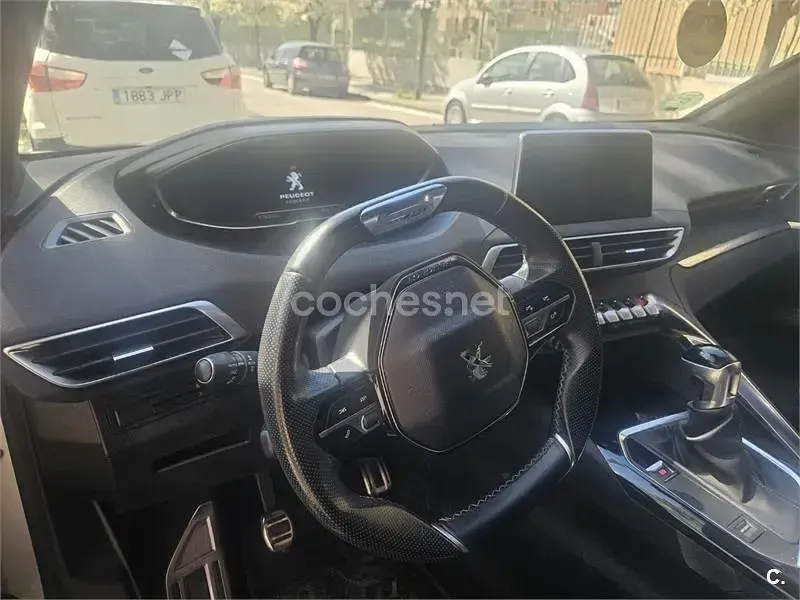 Usado Peugeot 5008 GT-line 150 CV (110 kW) 2017 Blanco SUV