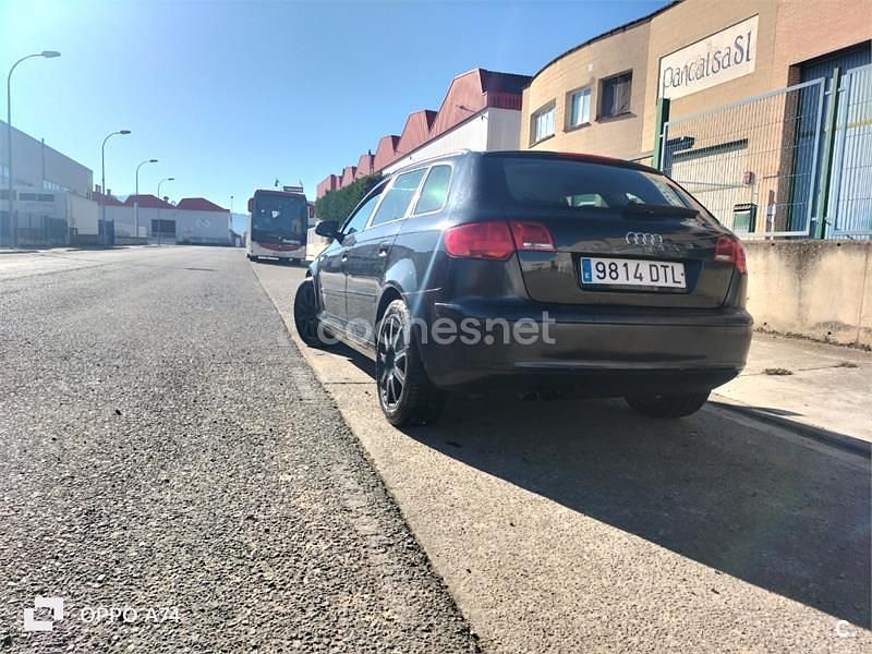 Usado Audi A3 Attraction 140 CV (102 kW) 2005 Negro Berlina
